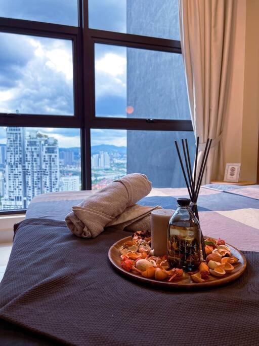 Modern Suites At Arte Mont Kiara By Iconique Kuala Lumpur Exterior photo