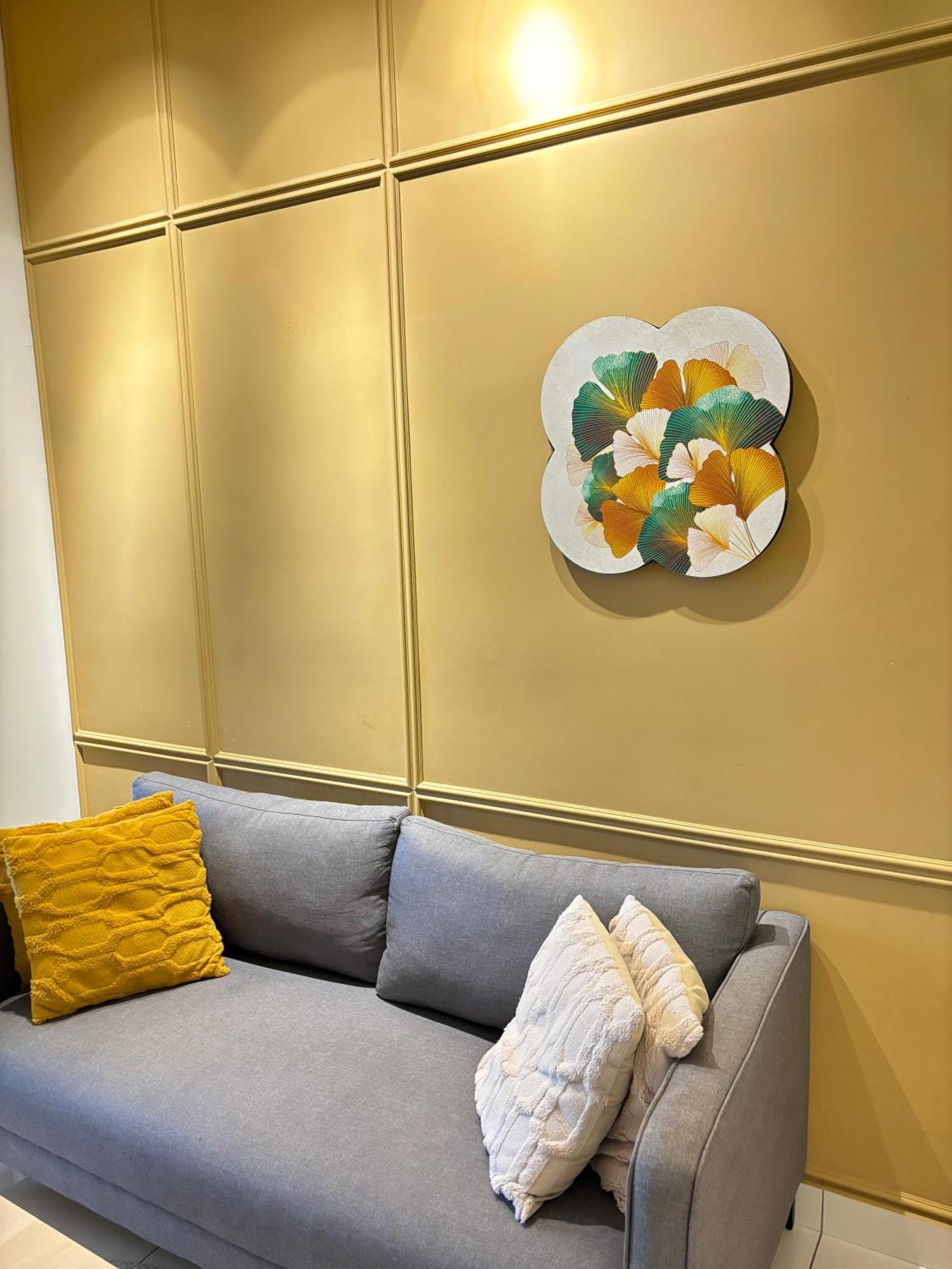 Modern Suites At Arte Mont Kiara By Iconique Kuala Lumpur Room photo